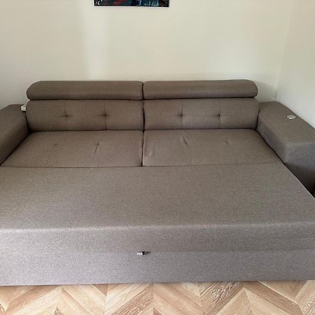Appartement Cosy Avec Balcon Et Piscine Besançon Zewnętrze zdjęcie
